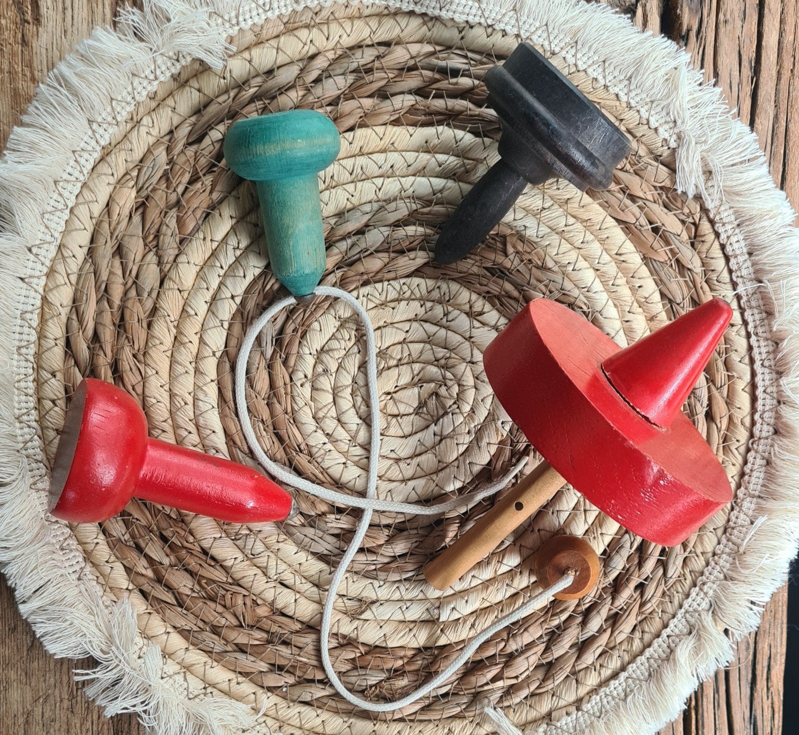 Vintage houten tollen set - 4 stuks, Ophalen of Verzenden, Gebruikt, Jongen of Meisje