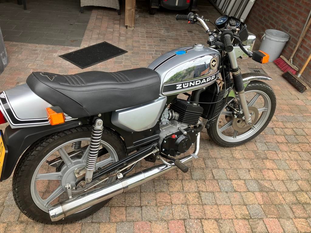 Prachtige Zündapp 100 cc, Fietsen en Brommers, Ophalen, Zo goed als nieuw, Overige modellen