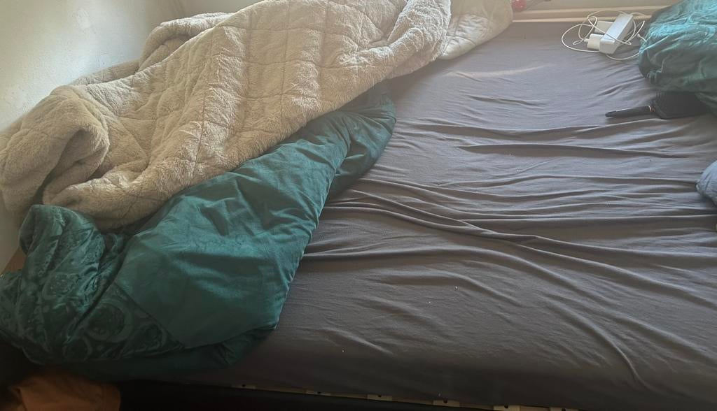 Bed 120x200, Ophalen, Zwart, Zo goed als nieuw, Twijfelaar