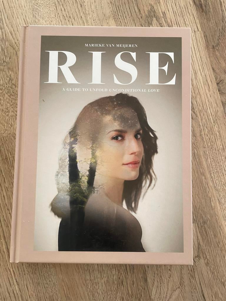 Boek Rise - Marieke van Meijeren, Ophalen of Verzenden, Zo goed als nieuw