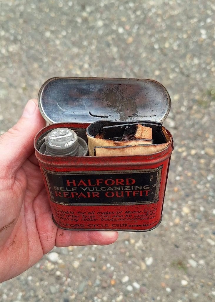 Antiek Halfords banden reparatieblik uit de 20'r jaren., Gebruikt, ., ., .