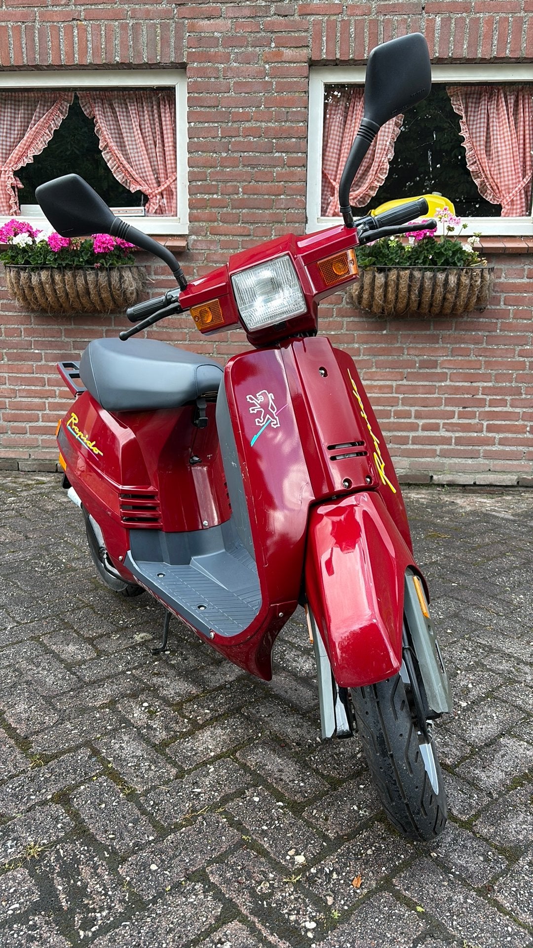 Peugeot Rapido 45km Origineel Nieuw 25km gereden !, Overige modellen, Rapido 50, Maximaal 45 km/u, St50