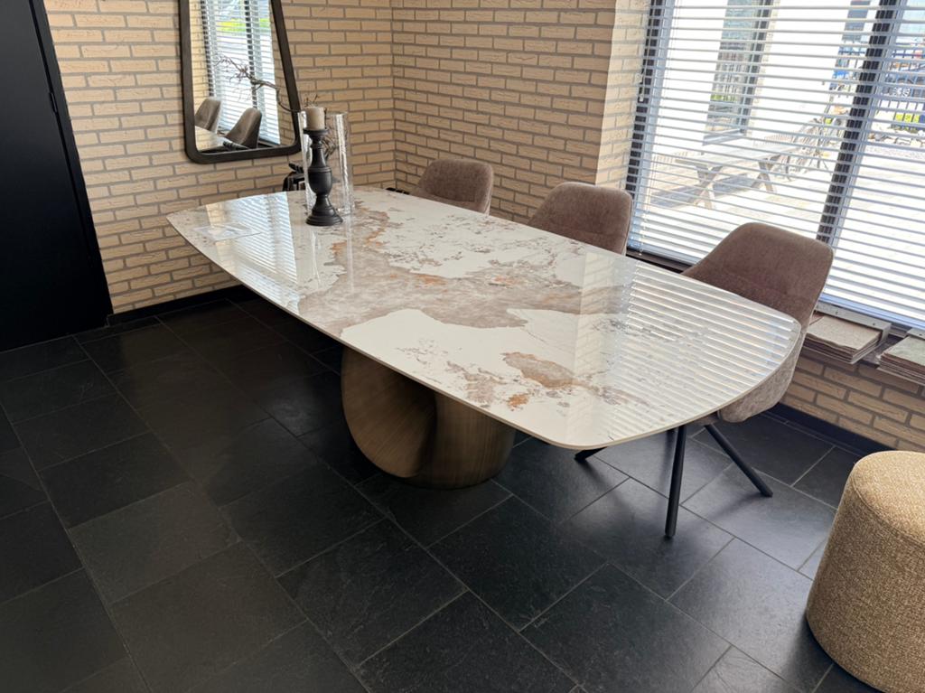 Showroom opruiming! Tafel Castello 240x120cm | € 999,-, Huis en Inrichting, Tafels | Eettafels, Ophalen, Overige materialen, 50 tot 100 cm