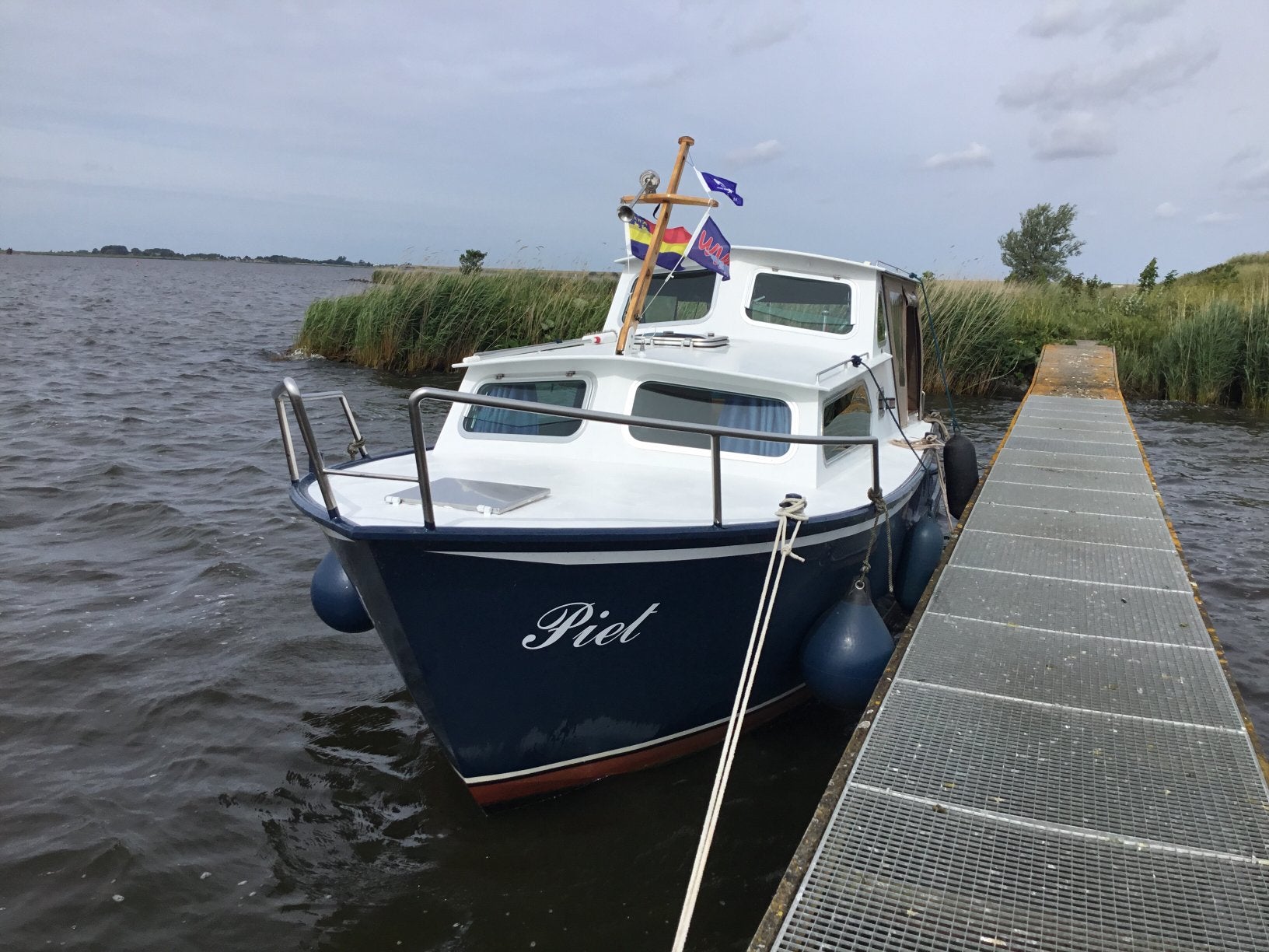 Curtevenne 800, Watersport en Boten, Staal, Binnenboordmotor, Diesel, Boegschroef