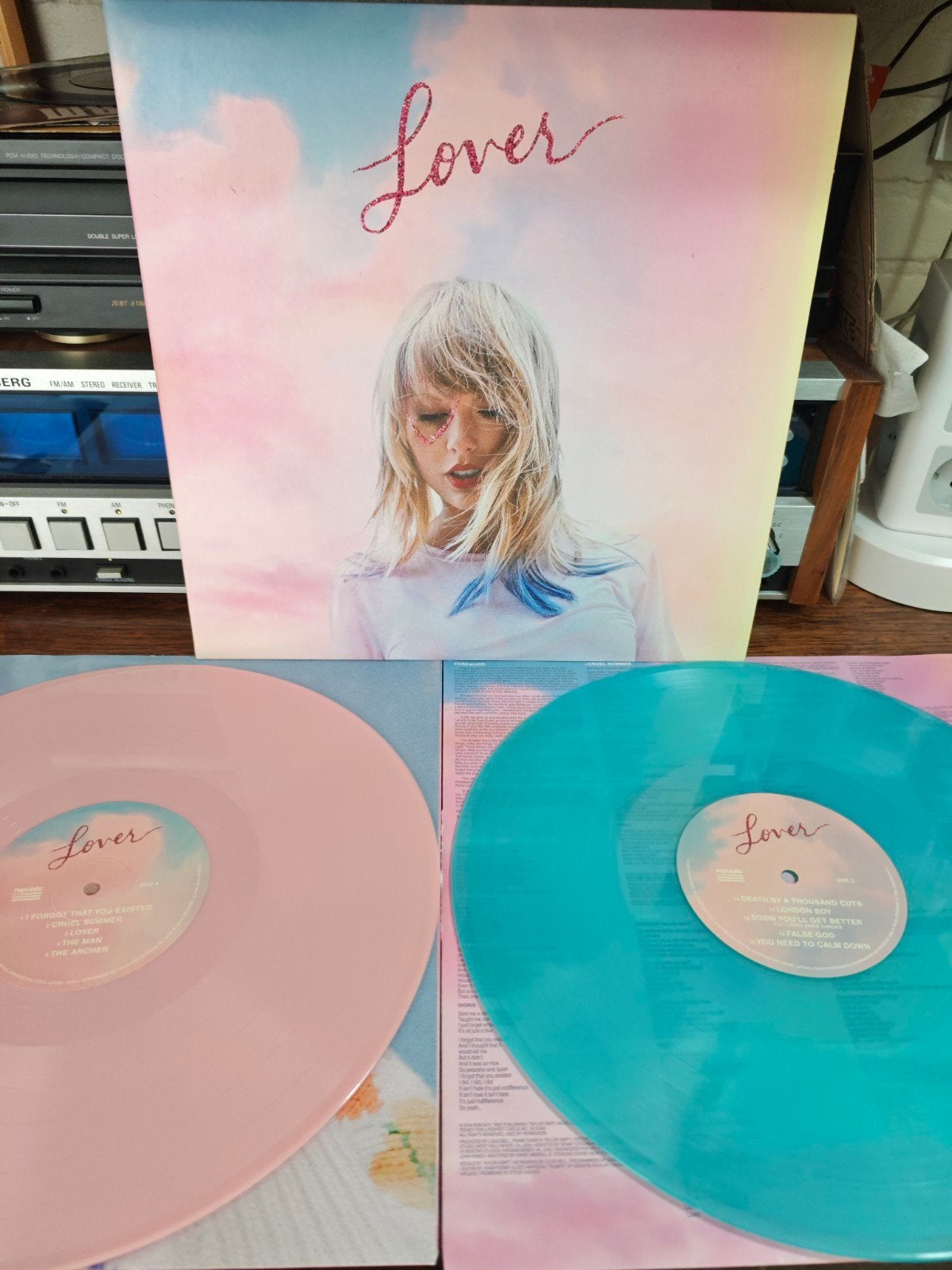 Taylor Swift - Lover (Gekleurd Vinyl), Ophalen of Verzenden, Zo goed als nieuw, 12 inch, Colored vinyl