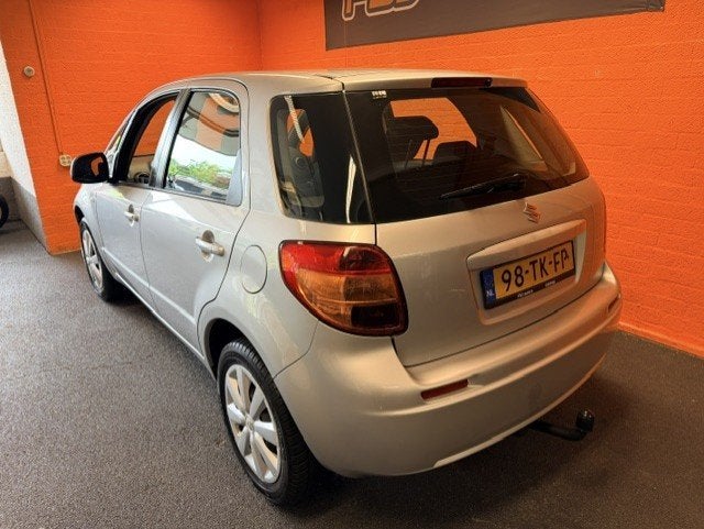 Suzuki SX4 1.6 / COMFORT / AIRCO / TREKHAAK / APK 11-06-2027, Voorwielaandrijving, Gebruikt, 4 cilinders, 49 €/maand