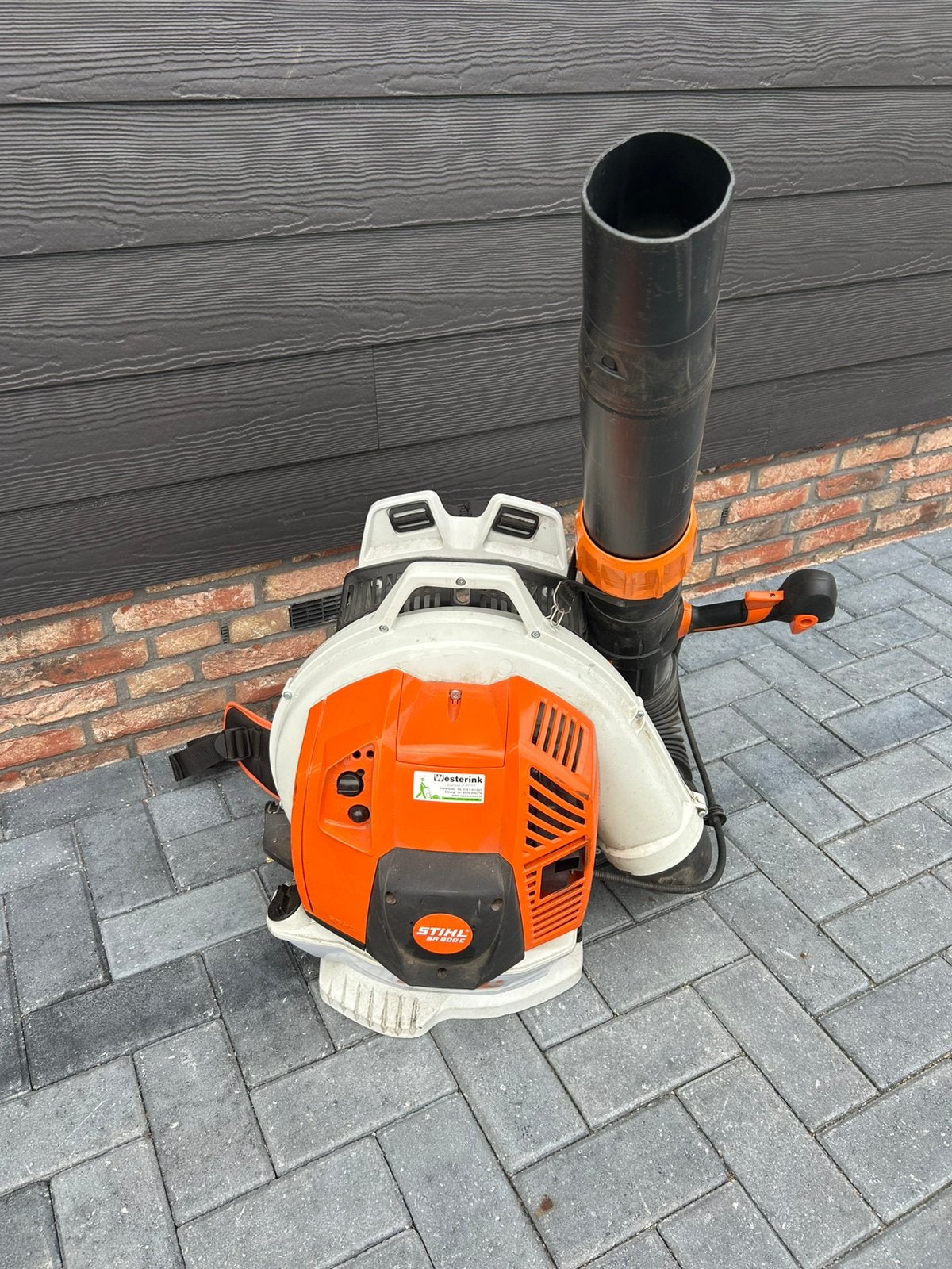 Stihl bladblazer ruggedragen BR 800 C, Tuin en Terras, Bladblazers, Ophalen, Gebruikt, Benzine, Ruggedragen