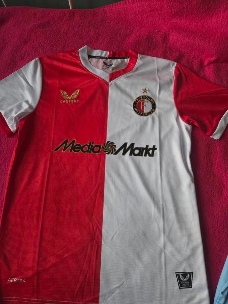 Feyenoord uit en thuisshirt maat s nieuw, Ophalen of Verzenden, Nieuw, Shirt