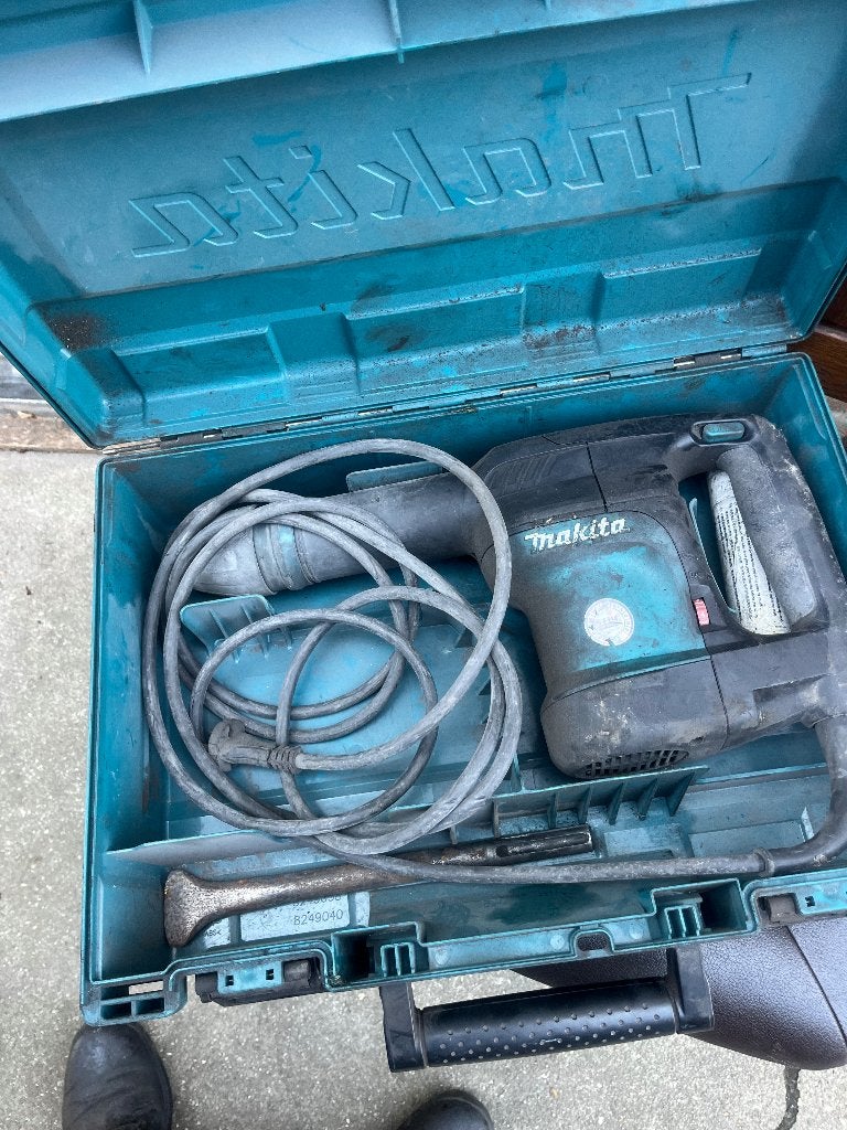 Hilty.makita, Doe-het-zelf en Verbouw, Ophalen of Verzenden, Gebruikt, Minder dan 400 watt, Kolomboormachine