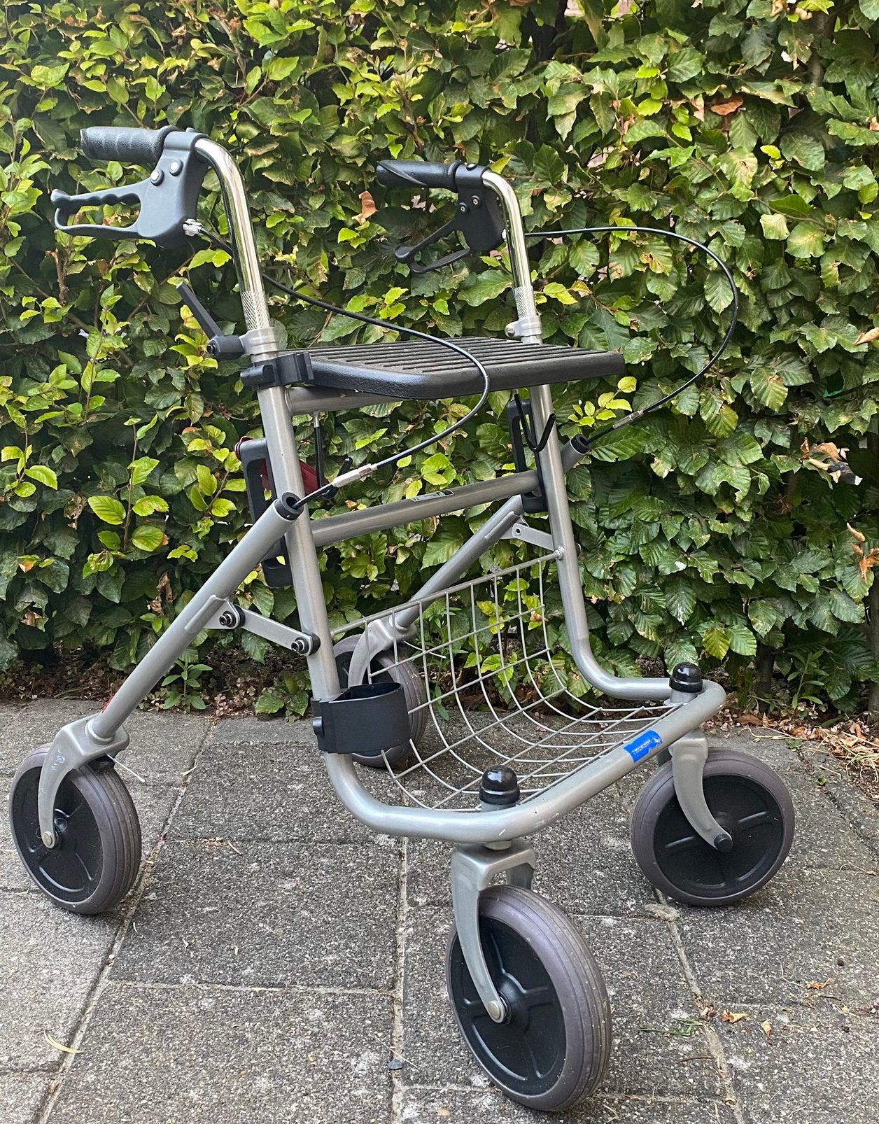 Rollator Thuasne grijs grijze., Ophalen, Zo goed als nieuw