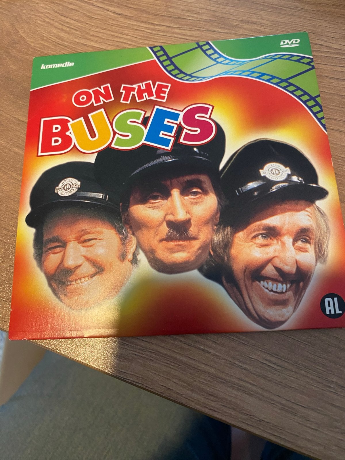 On the Buses DVD - Komedie Klassieker, Alle leeftijden, Nederlands, Ophalen of Verzenden, Britse komedie