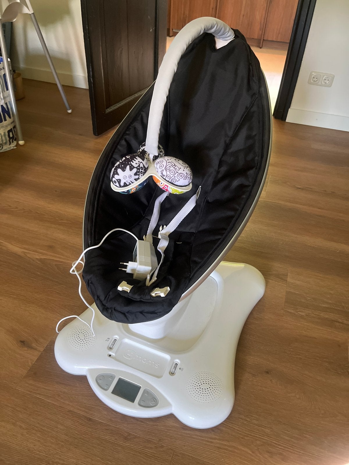 4moms mamaRoo 4.0 Wipstoel - Zo goed als nieuw, Kinderen en Baby's, Wipstoeltjes, Zo goed als nieuw, Wipstoel, Overige merken
