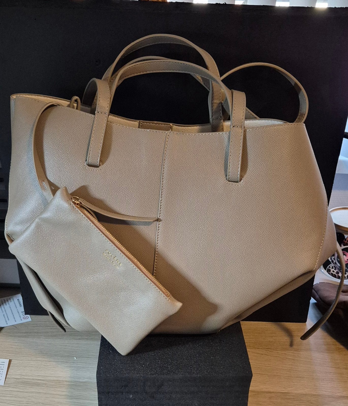 Polène Handtas - Stijlvol en Tijdloos Design, Ophalen of Verzenden, Nieuw, Beige, Handtas