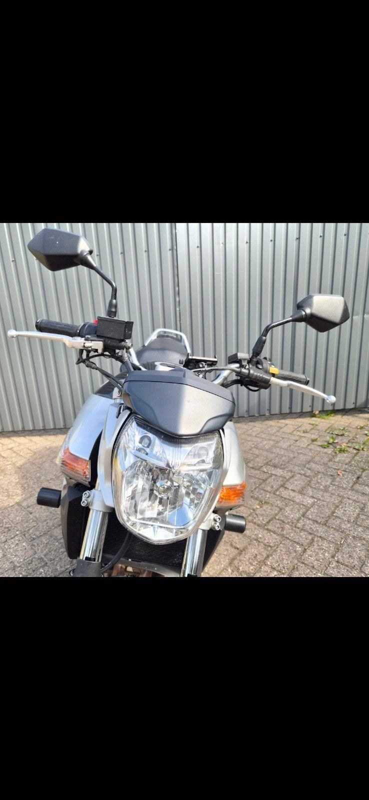 Suzuki GSR 600 - 2006 Naked Bike, 4 cilinders, Gebruikt, Particulier, Minimaal motorrijbewijs A2