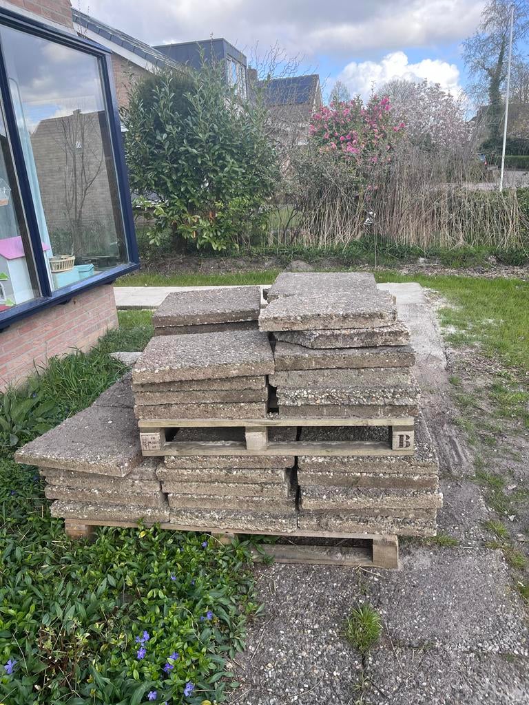 Gratis terrastegels, Ophalen, Gebruikt, 10 m² of meer, Beton