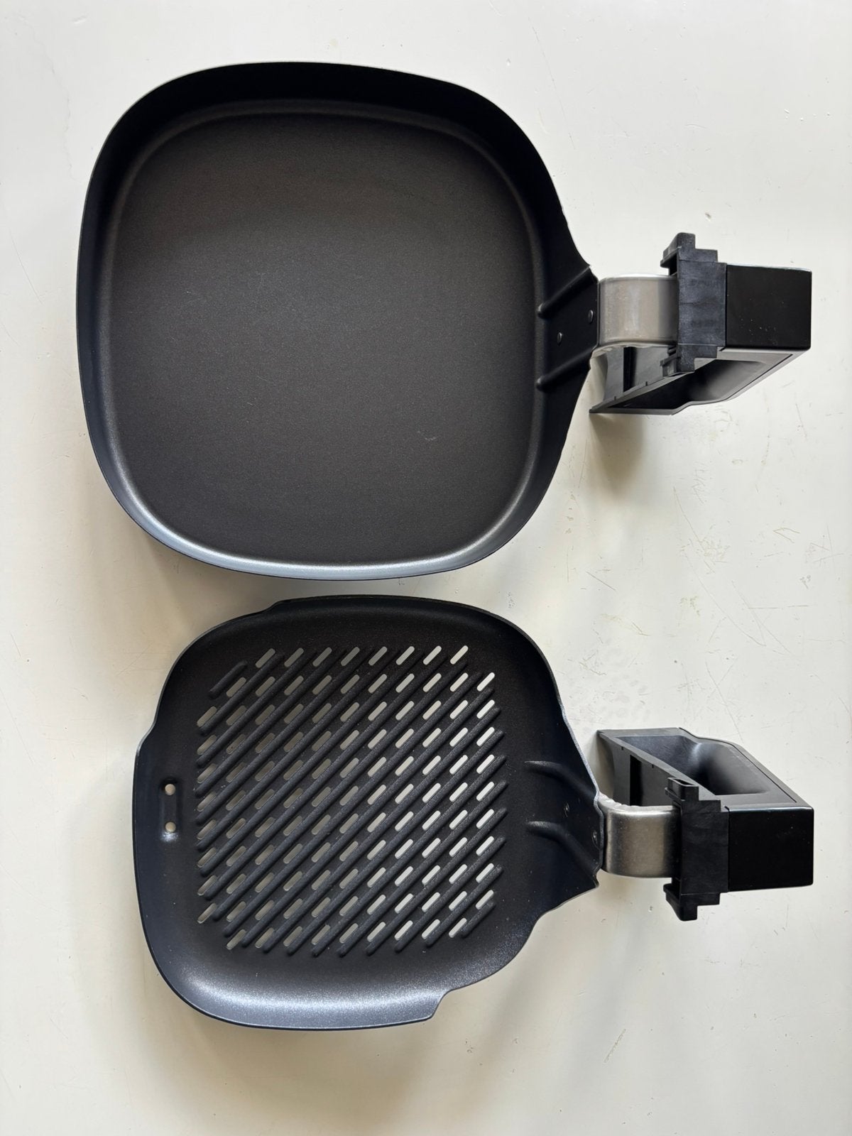 Bak en grillplaat Philips airfryer, Ophalen of Verzenden, Zo goed als nieuw, Airfryer XXL