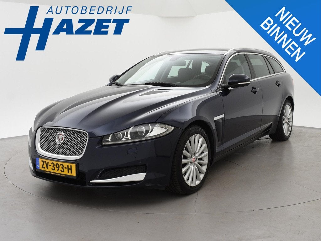 Jaguar XF Sportbrake 2.2D S 200 PK AUT8 + TREKHAAK | CAMERA, Auto's, Euro 5, Start-stop-systeem, Gebruikt, 4 cilinders