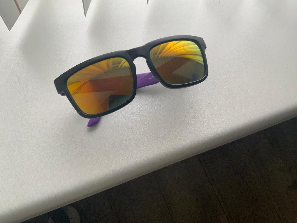 Super Mooie Oakley Holbrook Zonnebril, Sieraden, Tassen en Uiterlijk, Zonnebrillen en Brillen | Heren, Zonnebril, Zwart, Ophalen of Verzenden