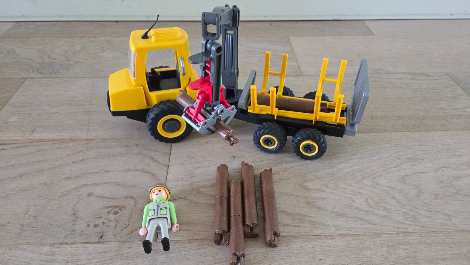 Playmobil 6813 Country Timber Transporter met kraan, Gebruikt, Complete set, Voertuig, Ophalen of Verzenden