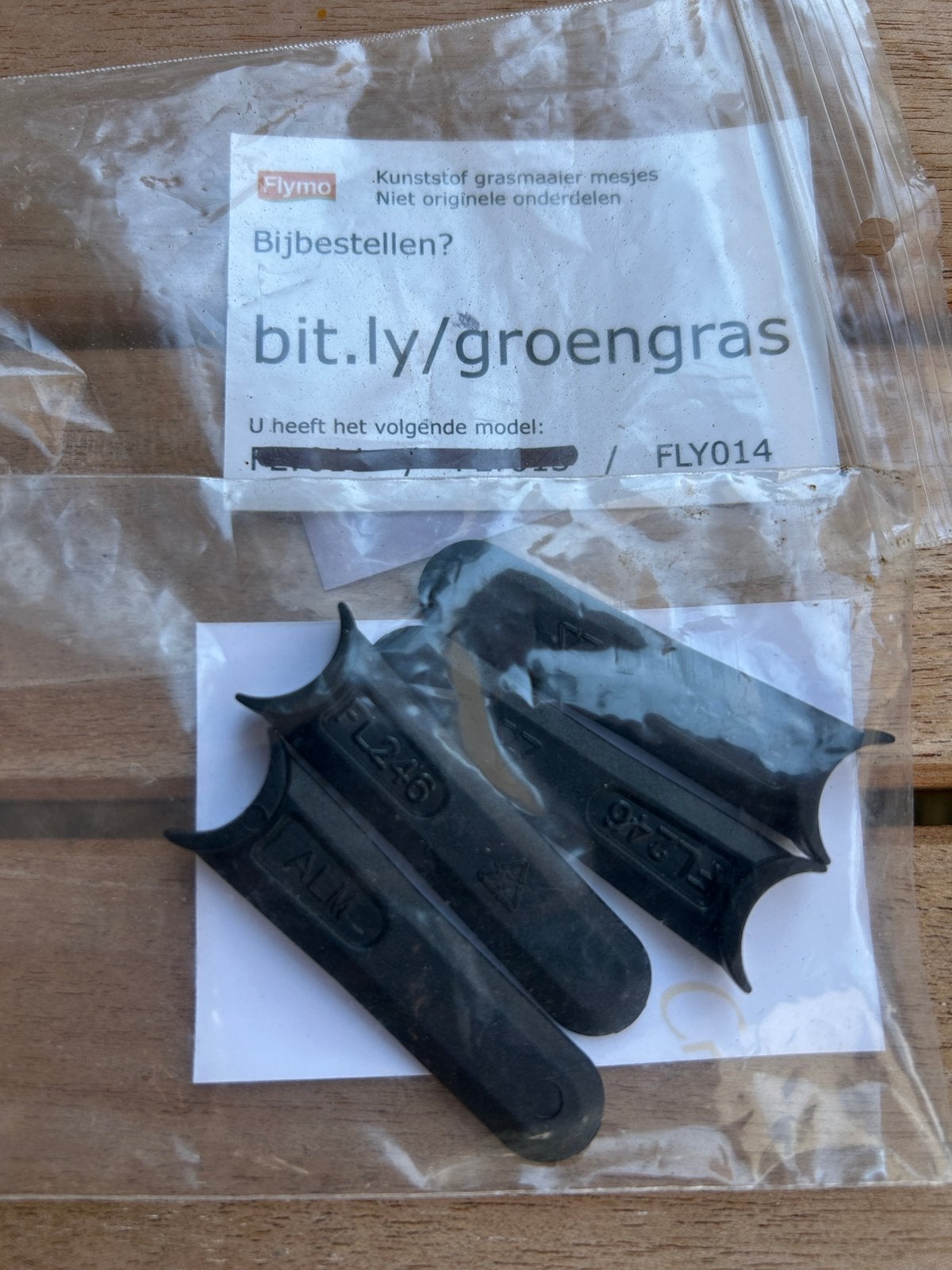 Flymo kunstof grasmaaier mesjes FL246, Zweefmaaier, Ophalen of Verzenden, Nieuw, Elektrische grasmaaier