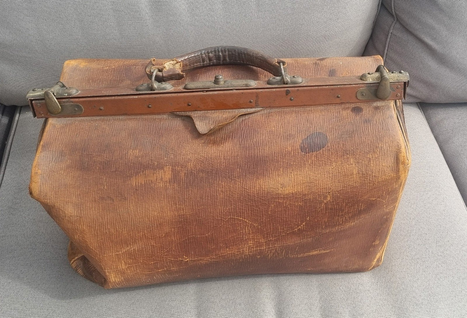 Grote brocante dokterstas - Vintage leren tas, Antiek en Kunst, Ophalen of Verzenden