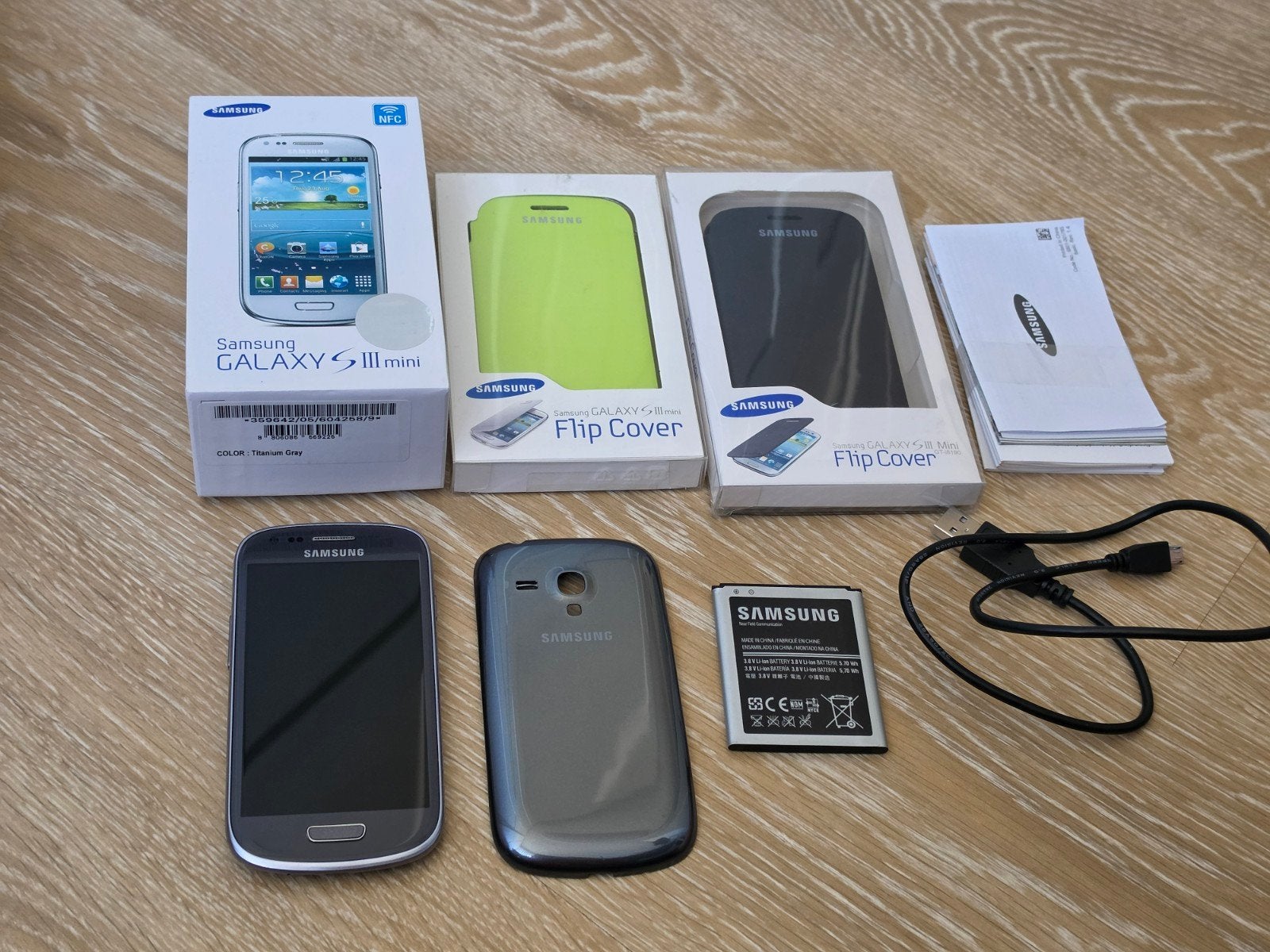 Samsung Galaxy S3 mini NFC GT-I8190N 8GB met accessoires, Telecommunicatie, Mobiele telefoons | Samsung, Gebruikt, Overige kleuren
