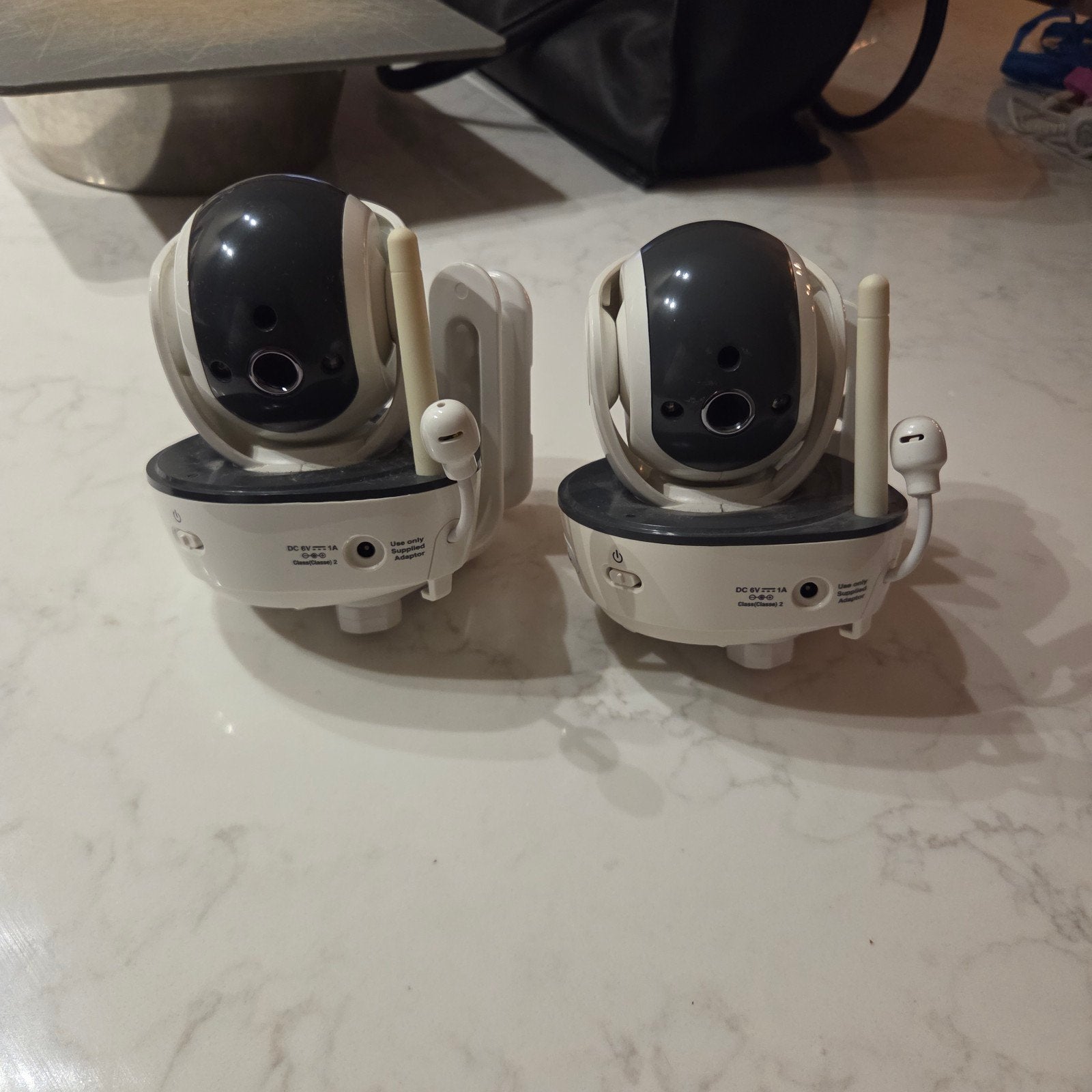 Alecto DVM-2001 Babyfoon met Camera (2 stuks), Kinderen en Baby's, Babyfoons, Ophalen of Verzenden, Gebruikt, 100 tot 250 meter