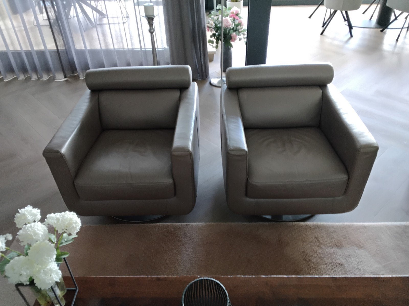 Natuzzi Leren draai fauteuils champagne kleur, Ophalen of Verzenden, Minder dan 75 cm, 50 tot 75 cm