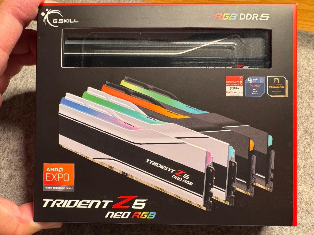 [NEW] G.SKILL Z5 RGB DDR5-6000 C36 256GB (4x64GB) - AMD EXPO, Computers en Software, RAM geheugen, Ophalen, Nieuw, 6000MHz, Desktop