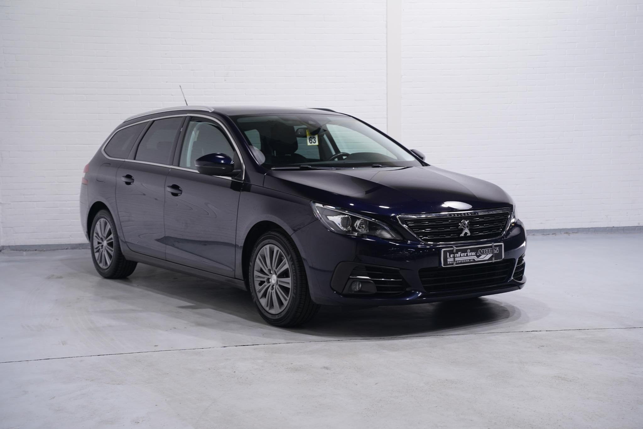 Peugeot 308 SW 1.2 PureTech Blue Lease Premium NAP Navi Clim, Voorwielaandrijving, Gebruikt, Euro 6, 1199 cc