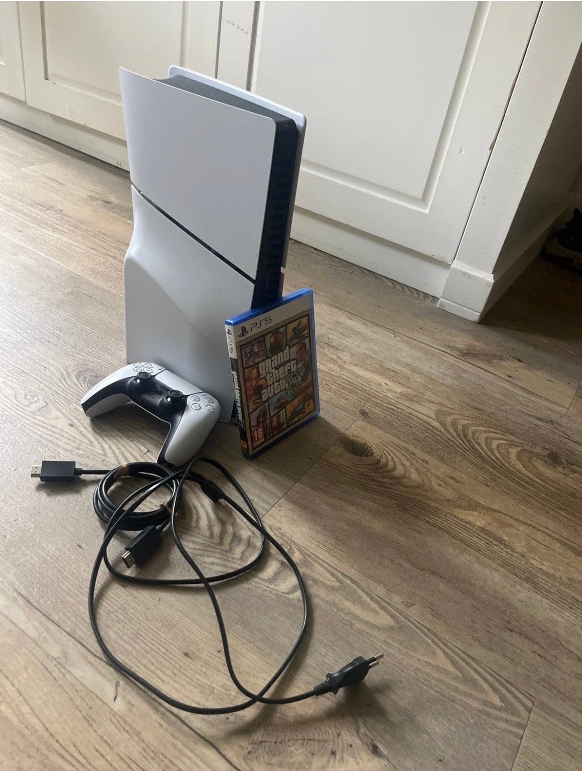 PlayStation 5 Disc Versie met Controller en GTA V, Ophalen of Verzenden, Zo goed als nieuw, Playstation 5