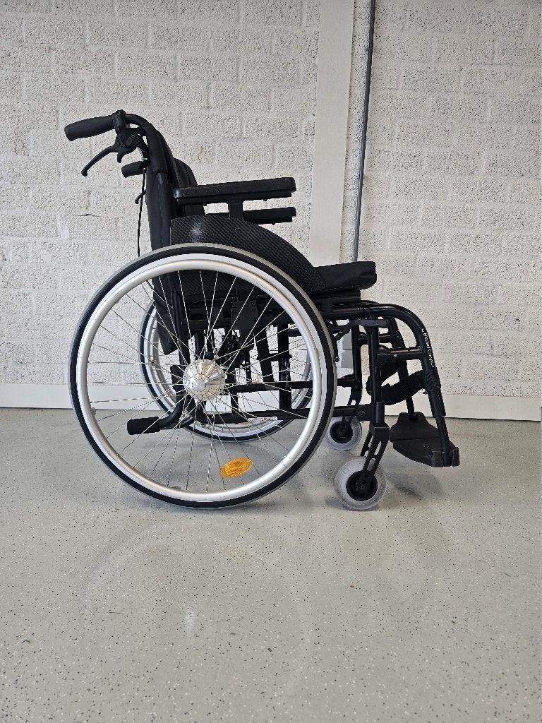 Semi-Actief Kuschall Compact Lichtgewicht rolstoel
