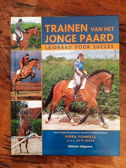 Trainen van het jonge paard . Pippa Funnell, Ophalen of Verzenden, Zo goed als nieuw, Paarden of Pony's, Pippa Funnell