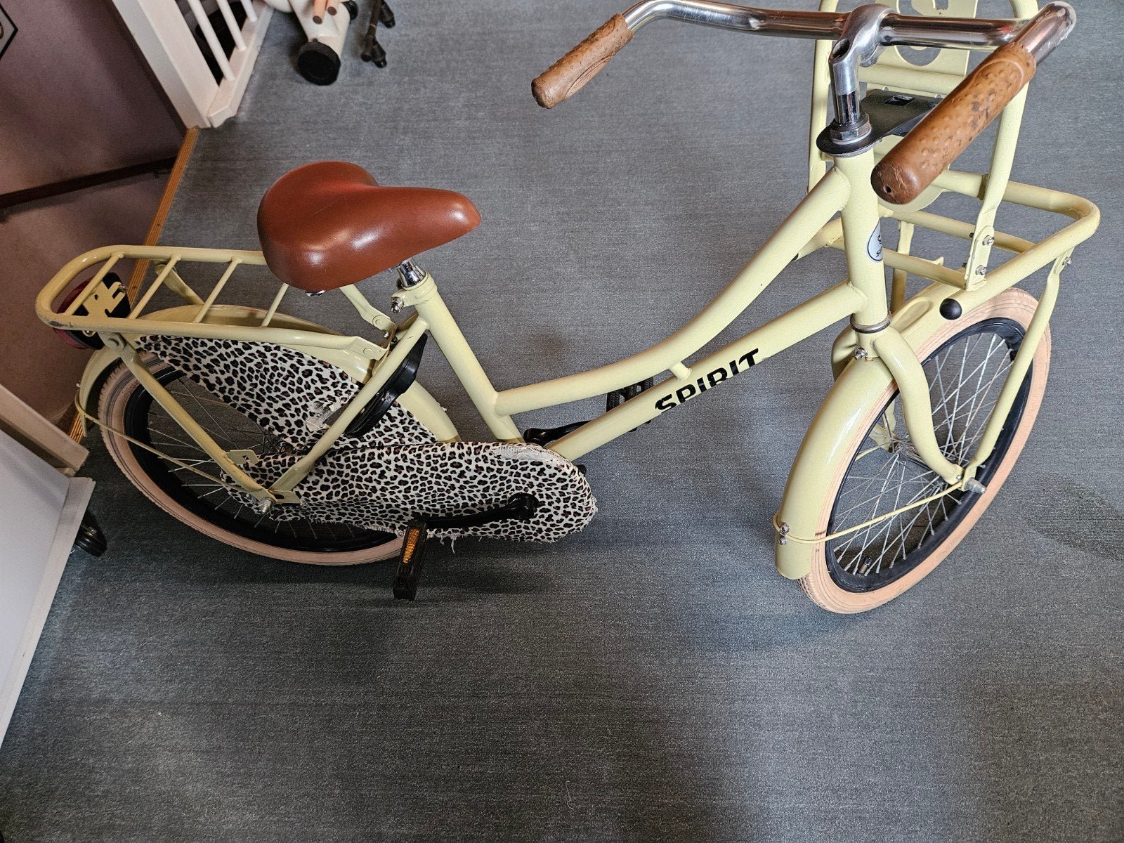 Leuke meisjesfiets 20 inch - Gebruikt maar in goede staat, Ophalen