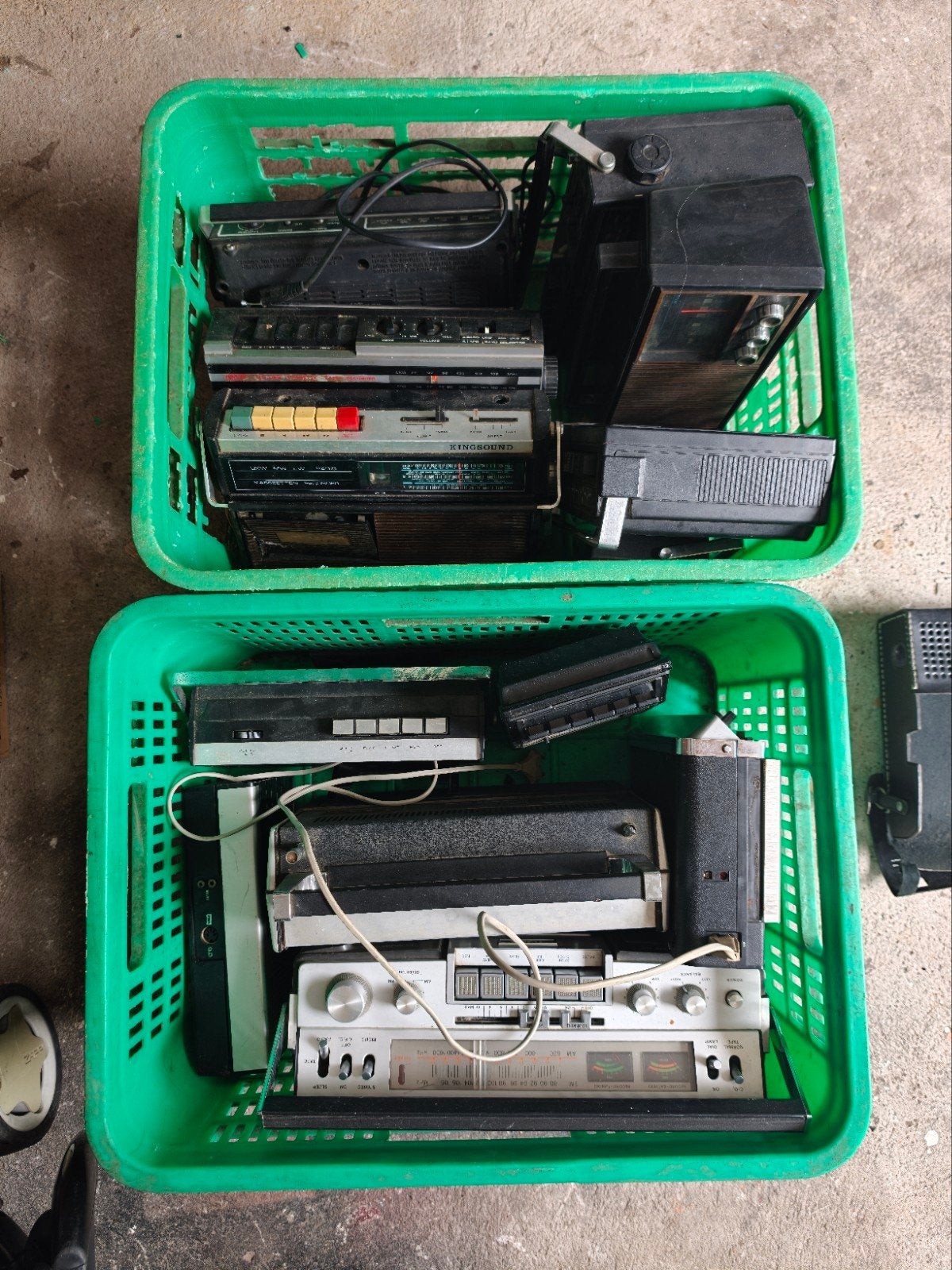 partij radio cassette/recorders, Ophalen