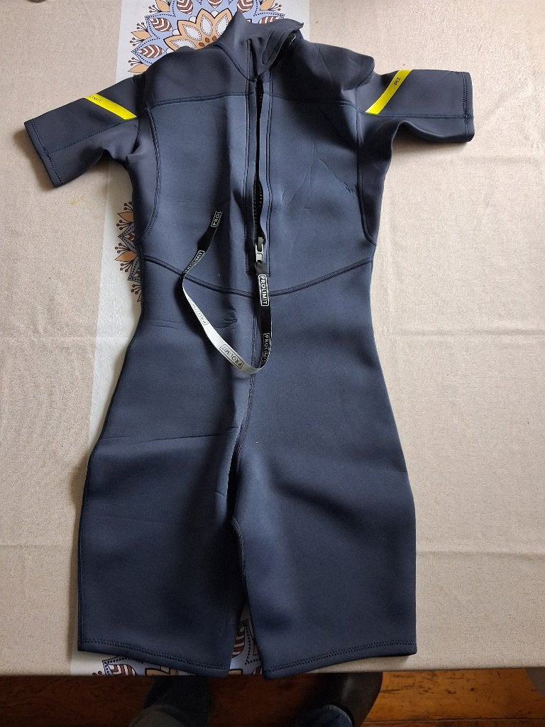 Surfpak : Prolimit Shorty - PLT 2/2 FL-Backzip   junior, Watersport en Boten, Watersportkleding, Wetsuit, Nieuw, Ophalen of Verzenden