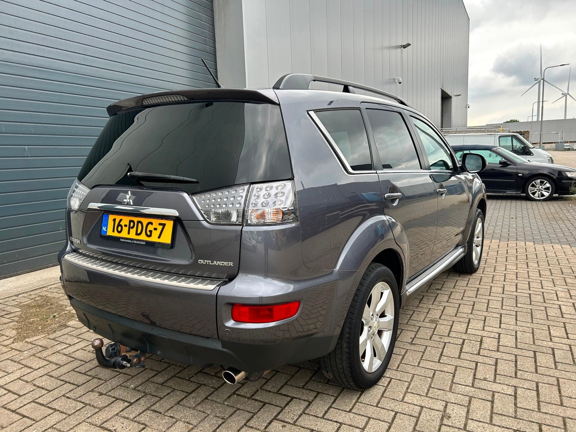 Mitsubishi Outlander 2.0i Intro Edition AUT CLIMA NAVI PDC, 4 cilinders, Origineel Nederlands, Bedrijf, SUV of Terreinwagen