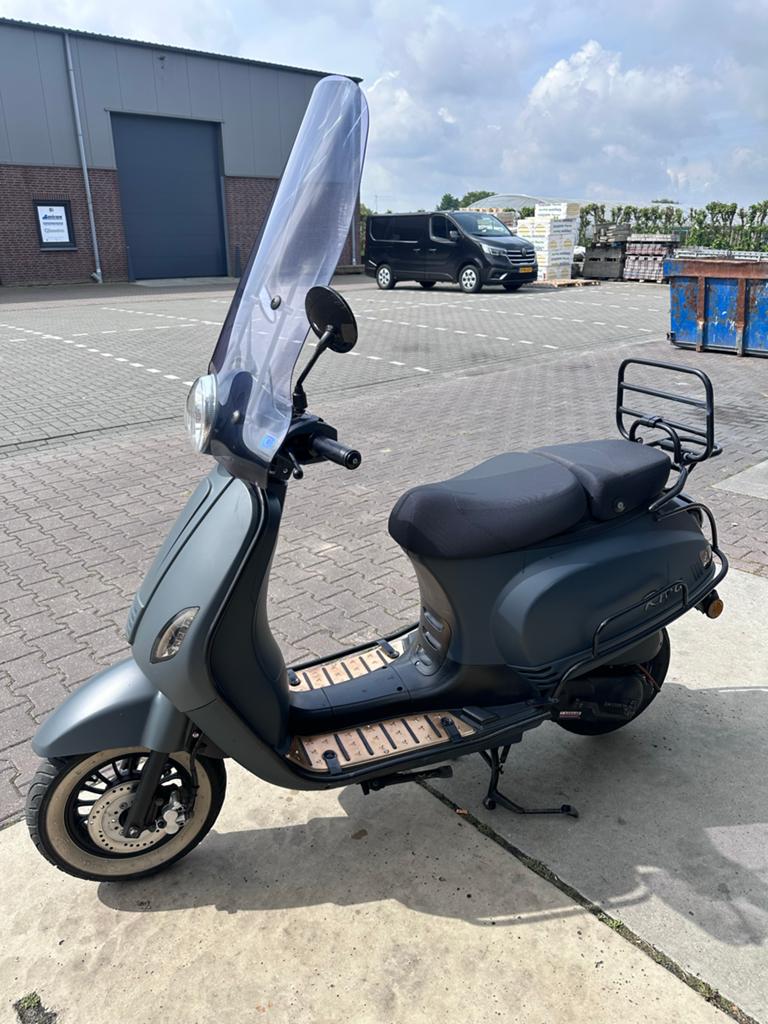 BTC Riva Scooter, Ophalen, Gebruikt, 49 cc, Benzine