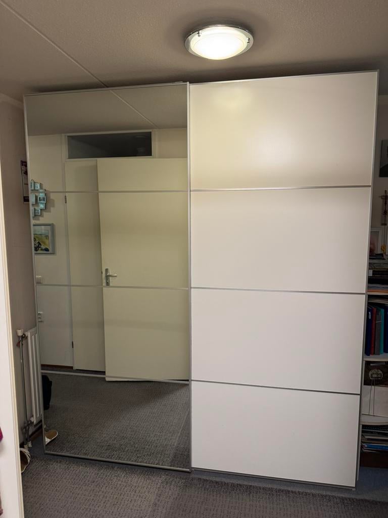 Ikea Garderobe met schuifdeur, Huis en Inrichting, Kasten | Kledingkasten, Ophalen, Overige materialen, 200 cm of meer, Met klep(pen)