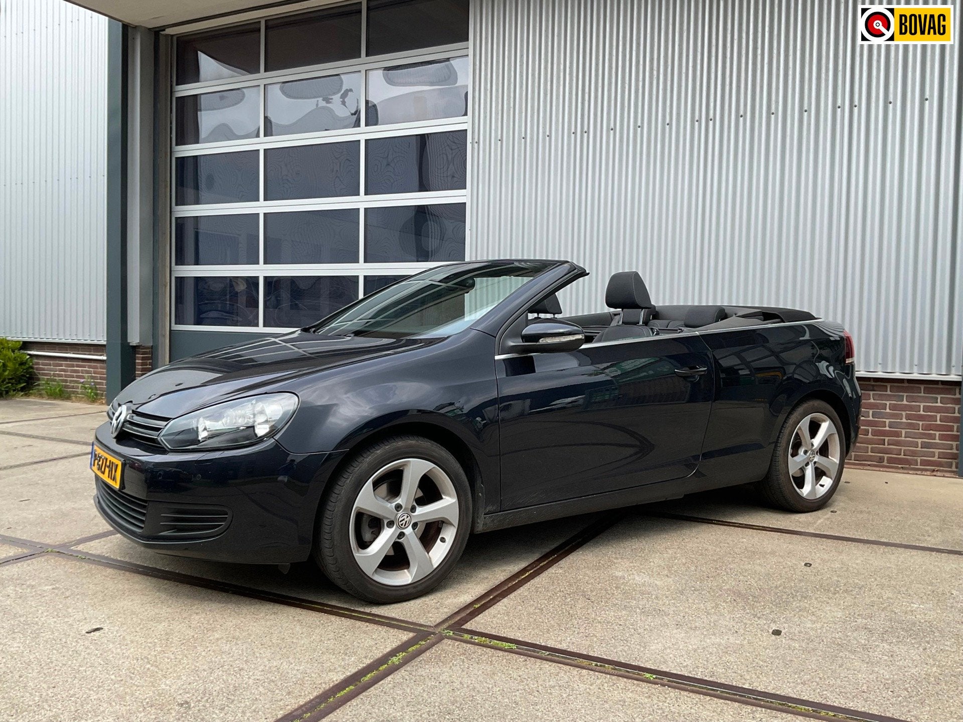 Volkswagen Golf Cabriolet 1.2 TSI BlueMotion, Voorwielaandrijving, Stof, Gebruikt, Zwart
