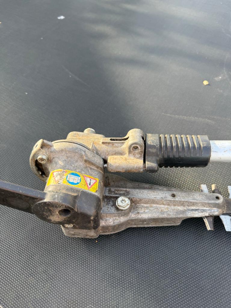 Stihl HL KM Verstelbare Heggenschaar voor CombiMotor, Ophalen of Verzenden, Gebruikt, Benzine