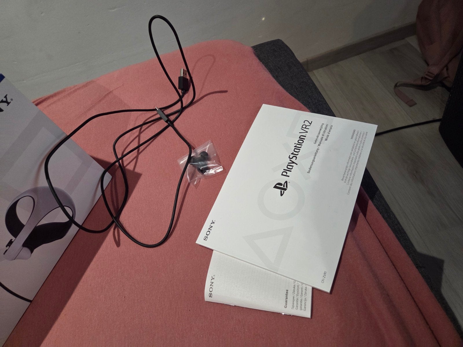 PlayStation VR2 bril met Sense controllers en garantie, Ophalen of Verzenden, Zo goed als nieuw, Overige typen, PlayStation 5