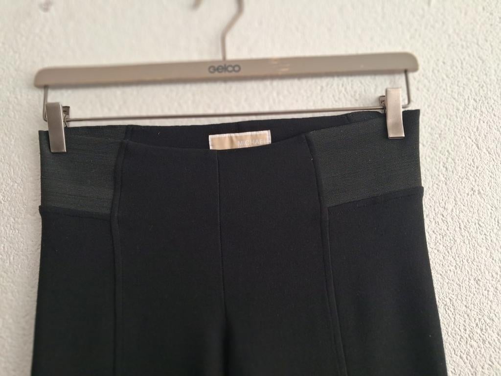 Michael Kors Zwarte Legging - Maat S, Kleding | Dames, Broeken en Pantalons, Michael Kors, Kort, Zwart, Ophalen of Verzenden