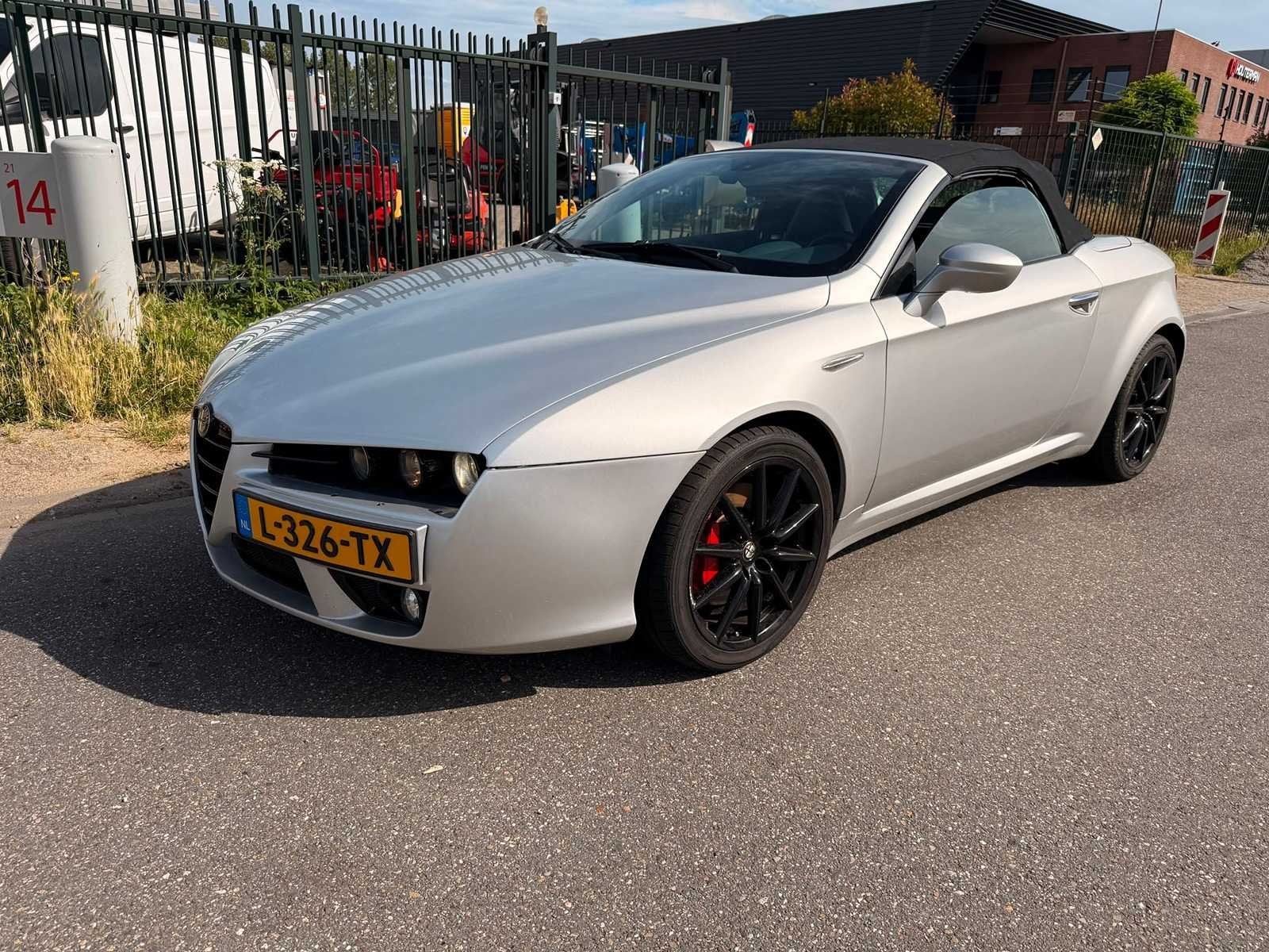 Alfa Romeo - 2008 - Spider - 3.2 JTS Q4 Exclusive - Personen, Gebruikt, Cabriolet, Spider, Bedrijf