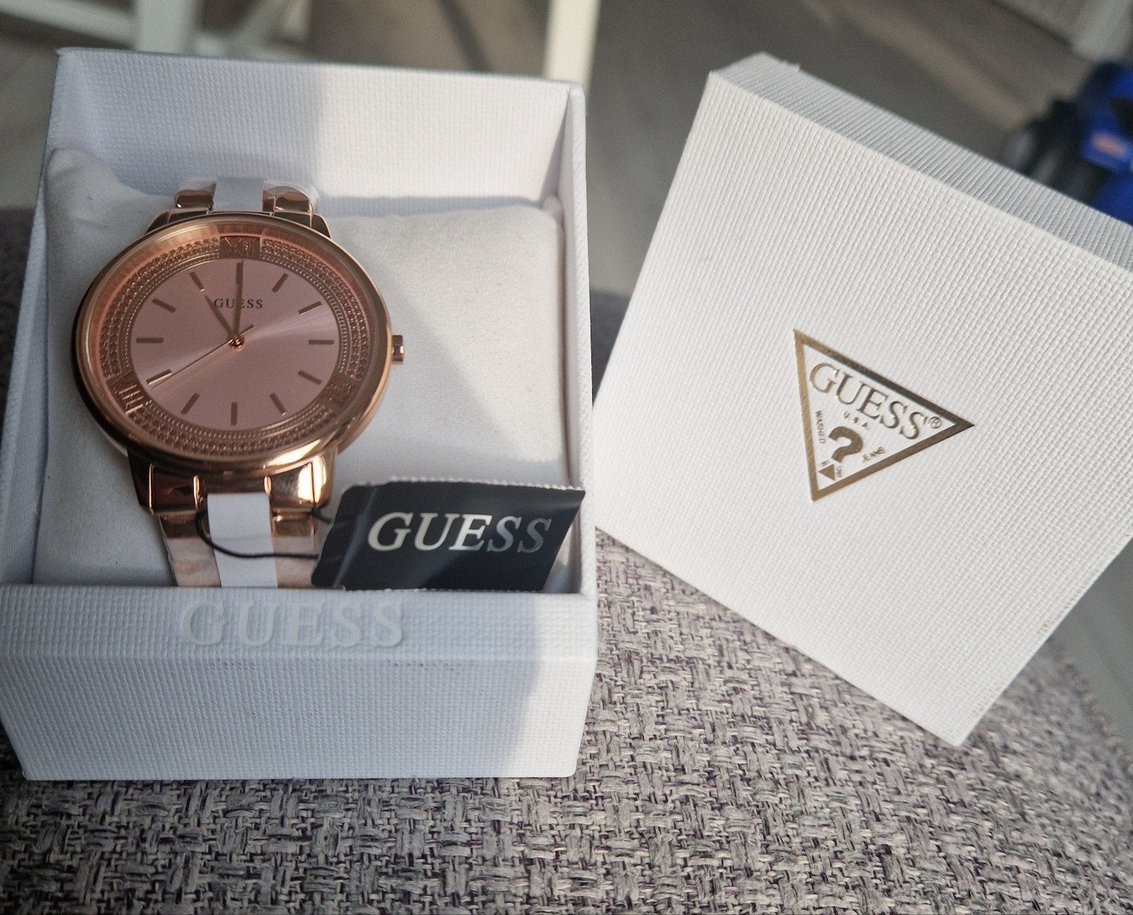 Guess dameshorloge rose goud, Ophalen, Nieuw, Staal, Guess