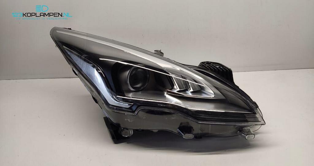 Peugeot 5008 3008 Facelift Xenon Led koplamp rechts
