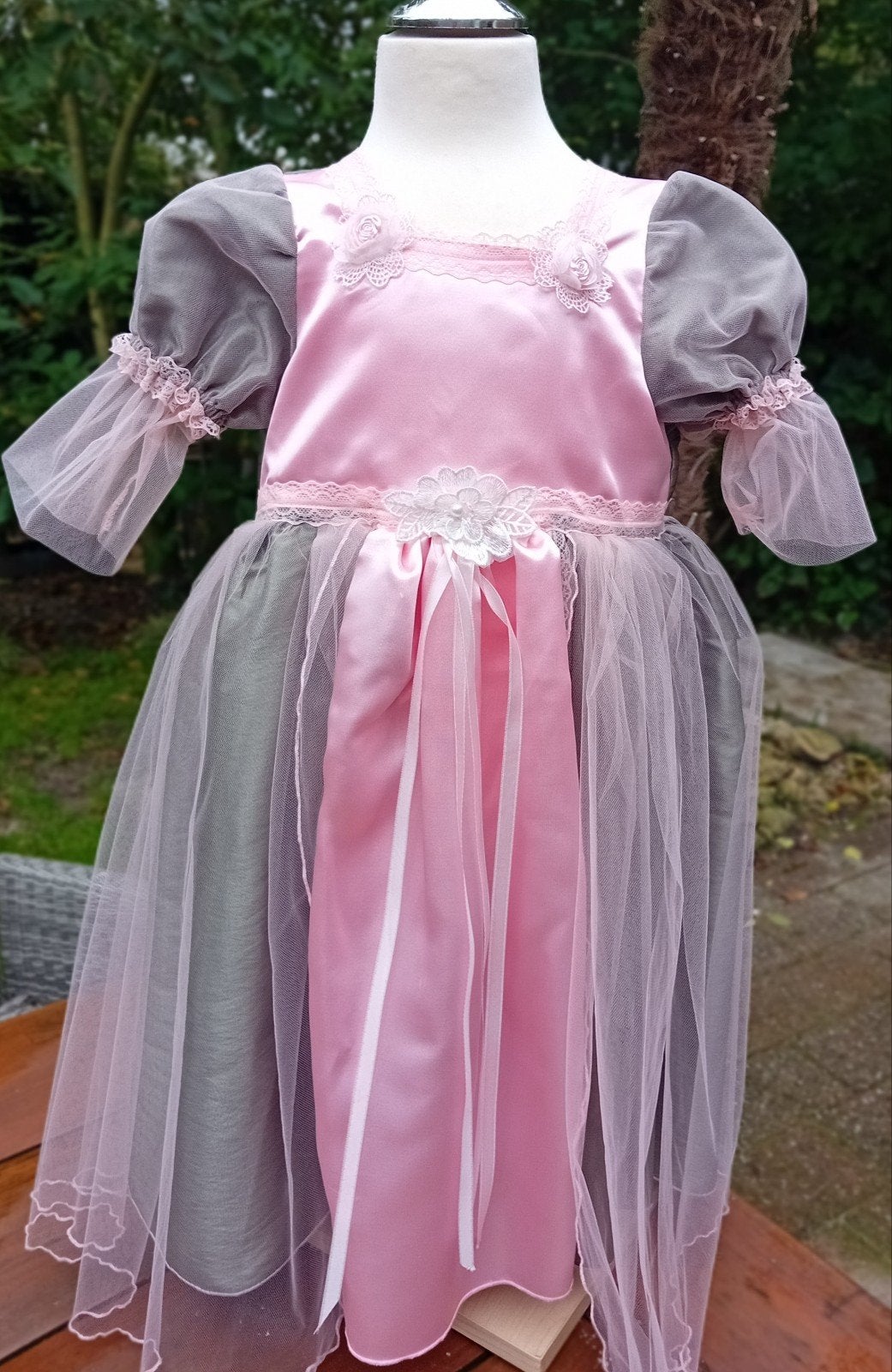 Roze middeleeuwse prinsessenjurk met tule. NIEUW! 116/128, Verzenden, Nieuw, 110 t/m 116, Meisje