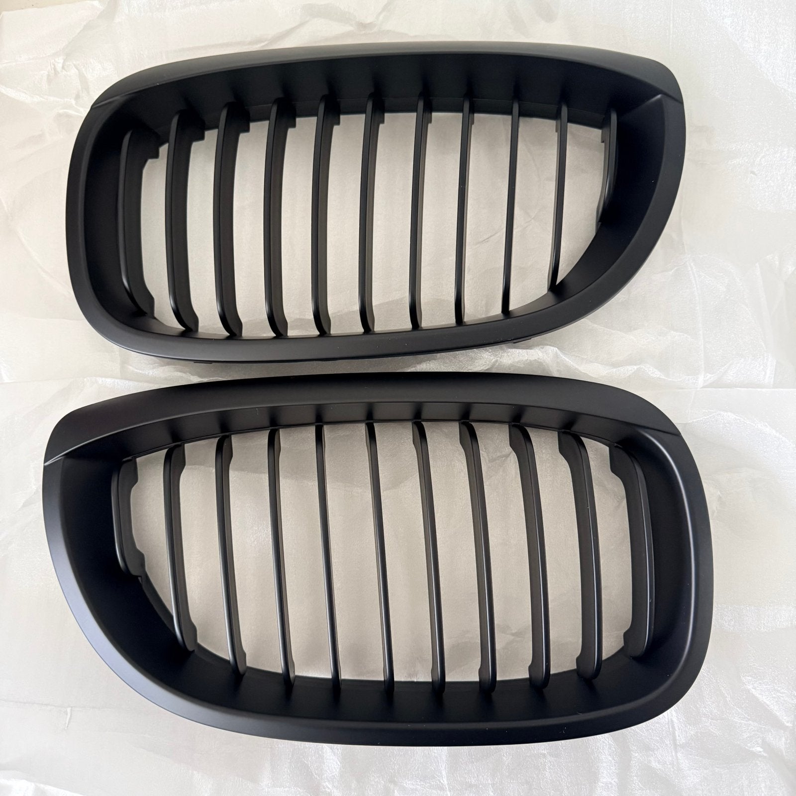 Bmw E46 Coupe/Cabrio Lci/Facelift Nier/Grill Mat zwart Nieuw, Ophalen of Verzenden