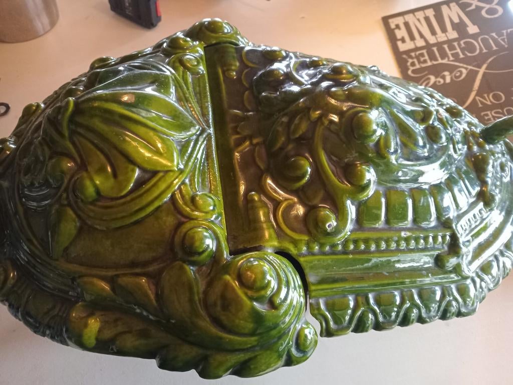 Antieke gietijzeren kolenbak met groen geëmailleerd deksel, Ophalen