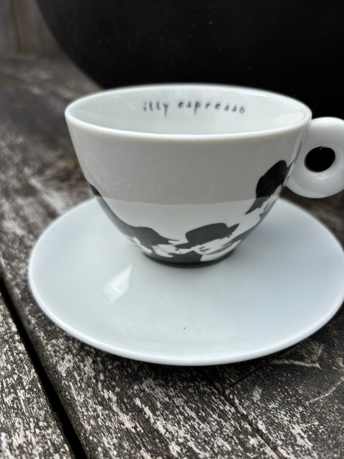 illy Art Collection espressokopje uit 1997, Mario Giscomelli, Verzamelen, Porselein, Kristal en Bestek, Verzenden, Porselein, Kop en/of schotel